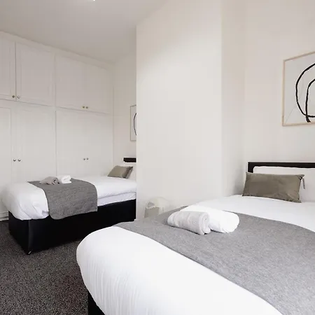 Oakenshaw Hideaway Holiday home